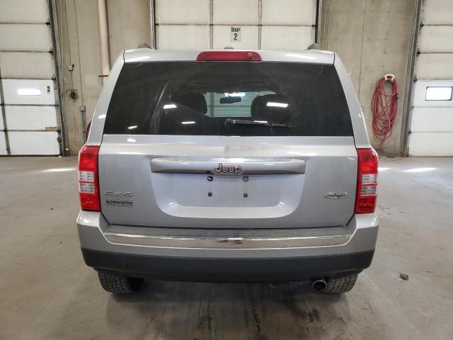 VIN 1C4NJRFBXGD639070 2016 Jeep Patriot, Latitude no.6