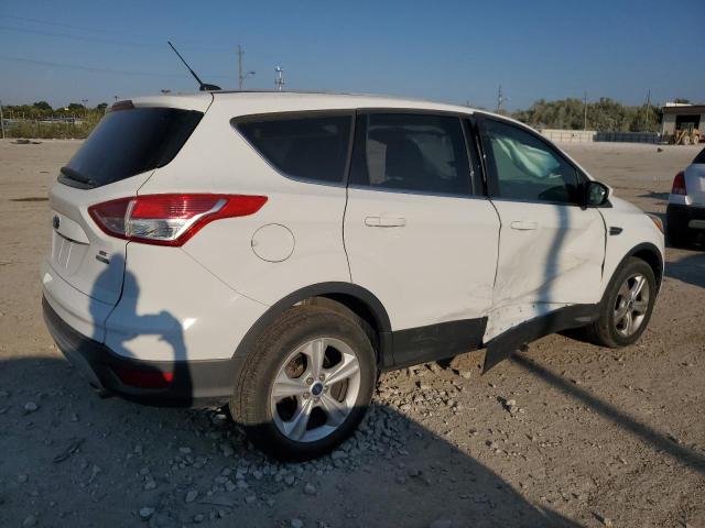 VIN 1FMCU9GX0FUC05890 2015 Ford Escape, SE no.3