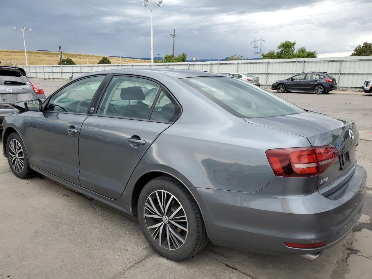 VOLKSWAGEN JETTA SE 2018 gray  gas 3VWDB7AJ9JM251834 photo #3