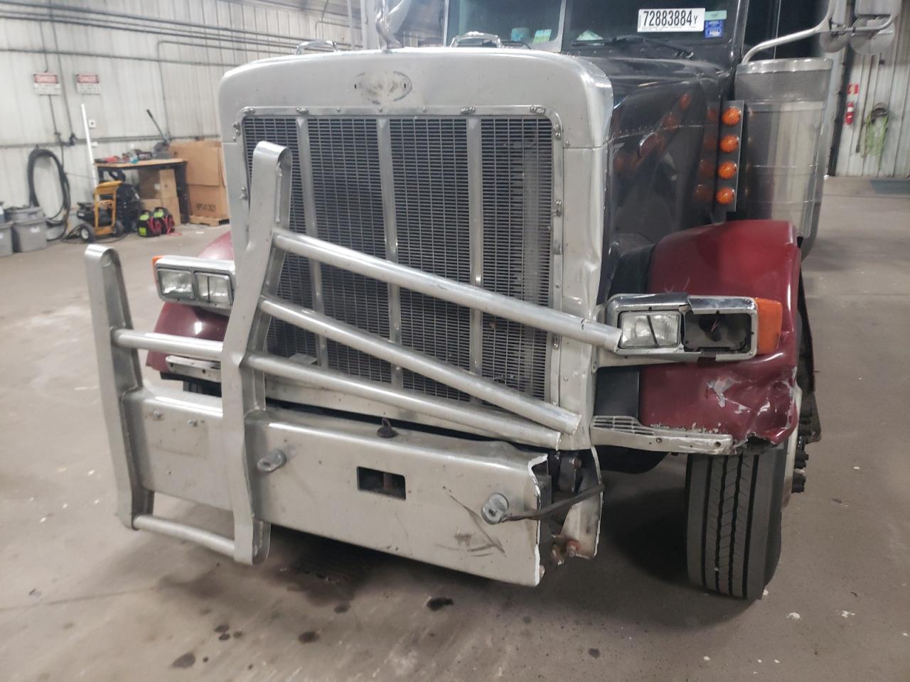 Lot #2919165759 2005 PETERBILT 379