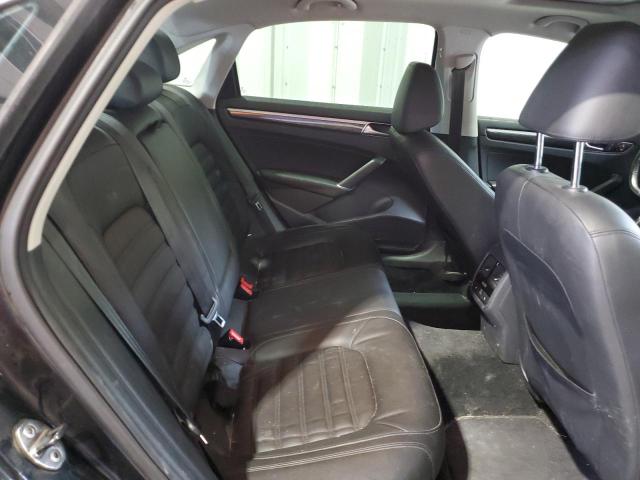 2016 VOLKSWAGEN PASSAT SEL - 1VWCM7A31GC040581