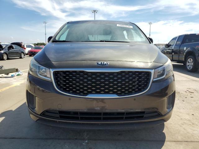 VIN KNDMB5C1XH6240601 2017 KIA Sedona, LX no.5