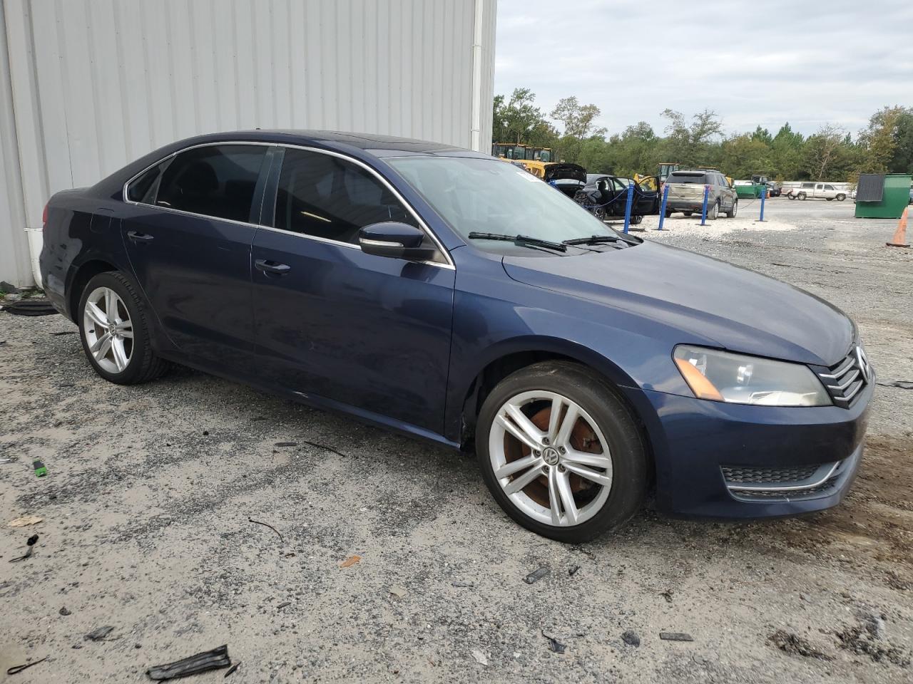 Lot #2935199260 2014 VOLKSWAGEN PASSAT SE