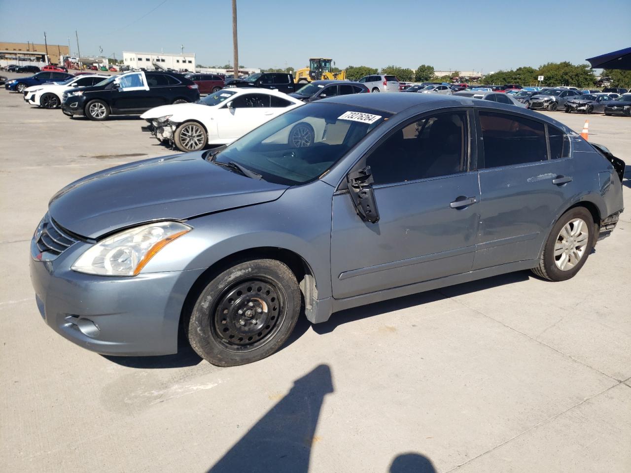 Nissan Altima 2010 