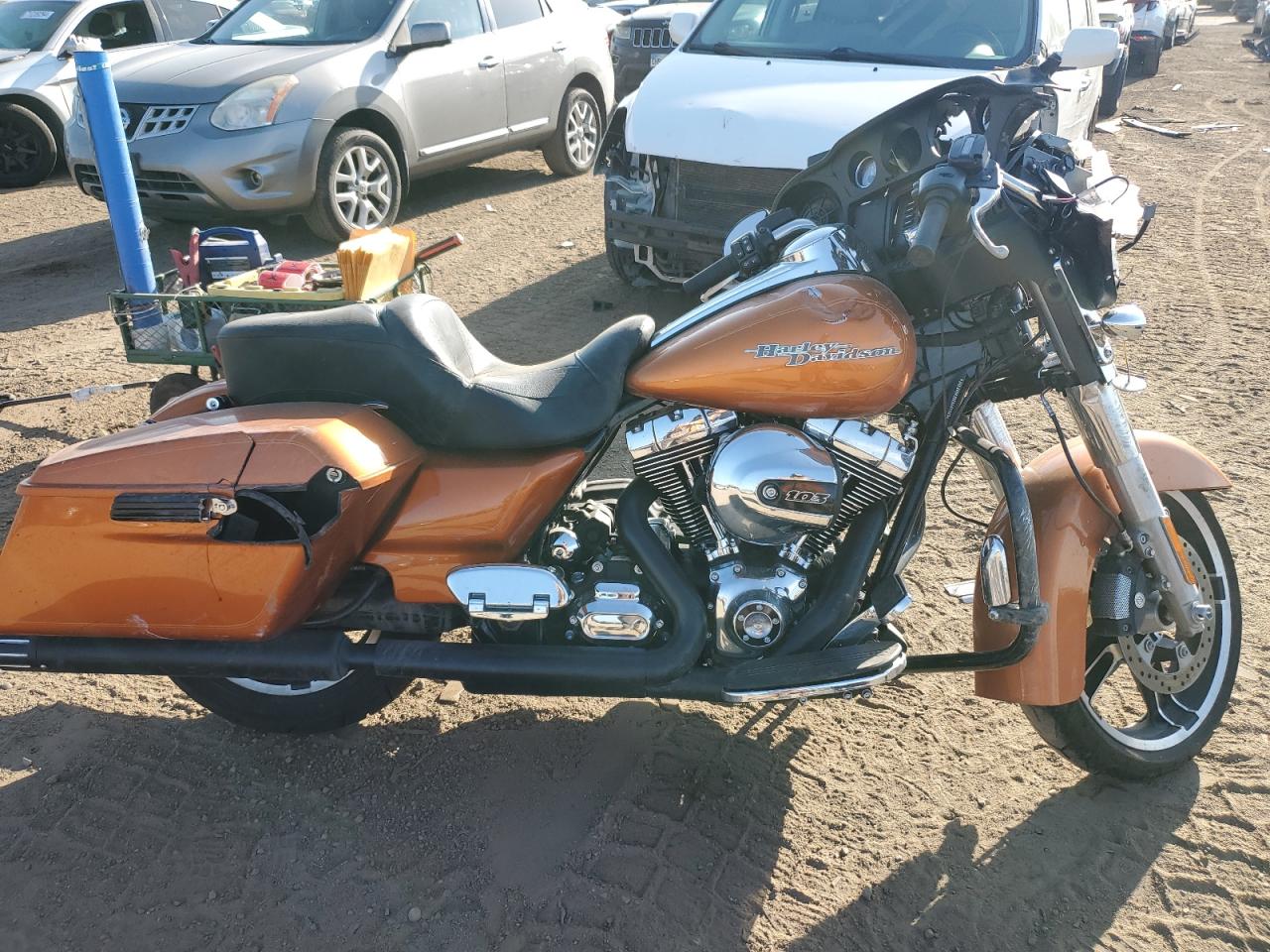 Harley Davidson Street Glide 2014 FLHX103