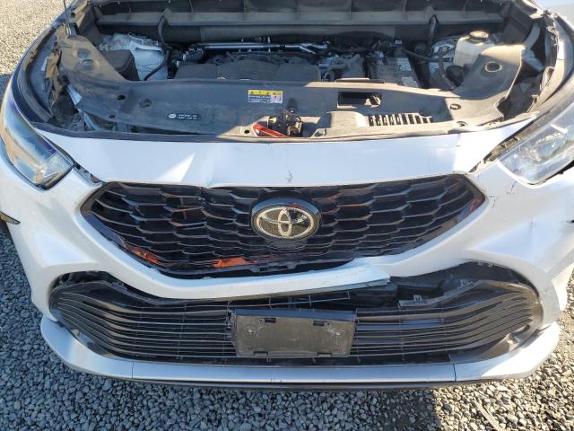 2022 TOYOTA HIGHLANDER - 5TDJZRBH3NS221887