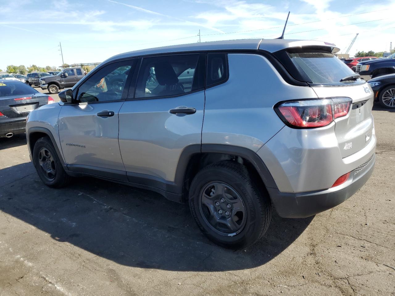 Lot #2928867692 2019 JEEP COMPASS SP