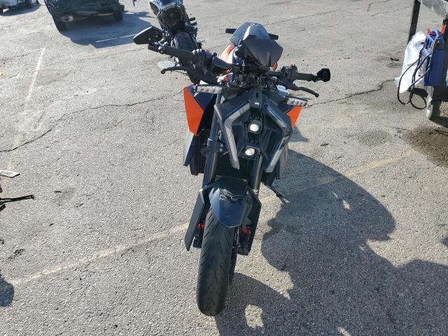 2024 KTM 990 DUKE VBKTV9404RM995559