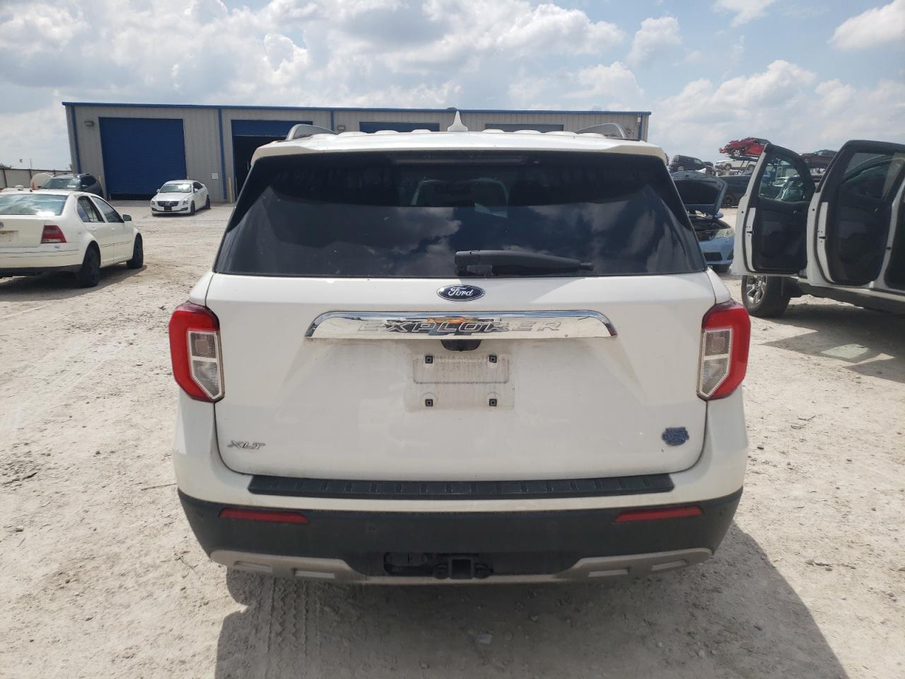 Lot #2943186428 2022 FORD EXPLORER X