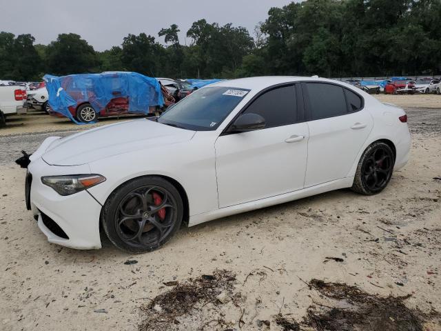 VIN ZARFAMAN8K7600094 2019 Alfa Romeo Giulia no.1