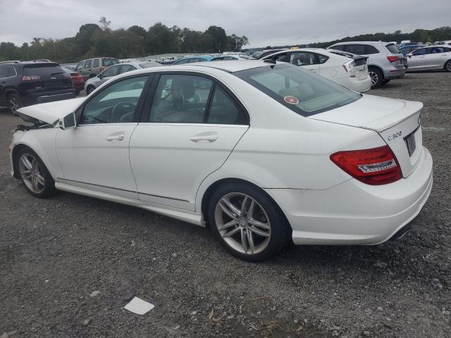 VIN WDDGF8AB1ER302479 2014 Mercedes-Benz C-Class, 3... no.2