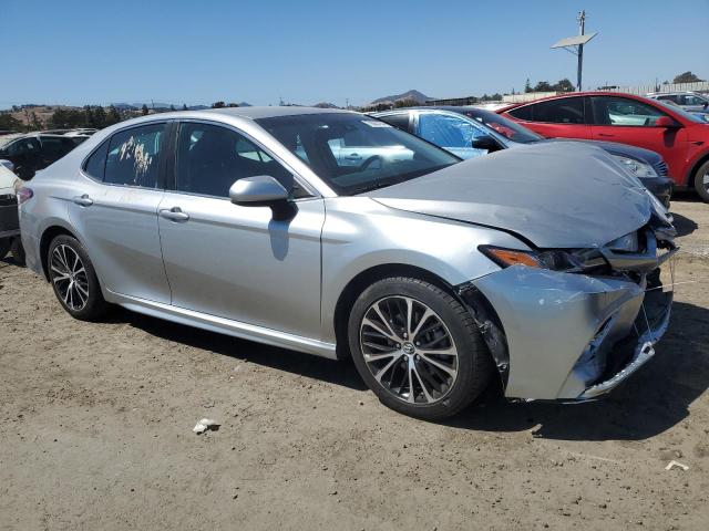 VIN 4T1B11HK0JU603571 2018 Toyota Camry, L no.4