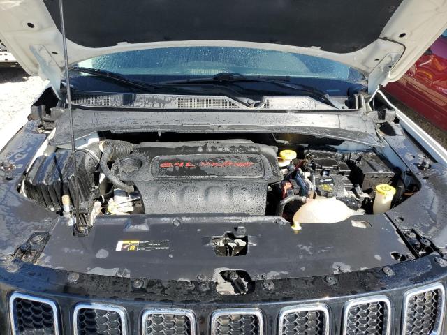 VIN 3C4NJCBB8JT124539 2018 JEEP COMPASS no.11