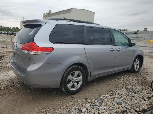 VIN 5TDKK3DC5DS296970 2013 Toyota Sienna, LE no.3