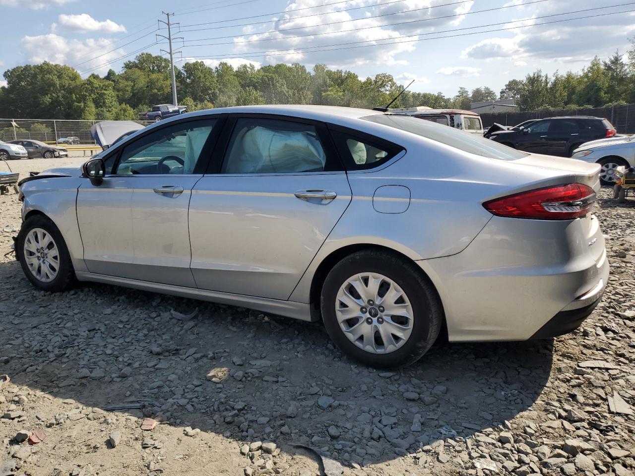 Lot #2972318530 2019 FORD FUSION S