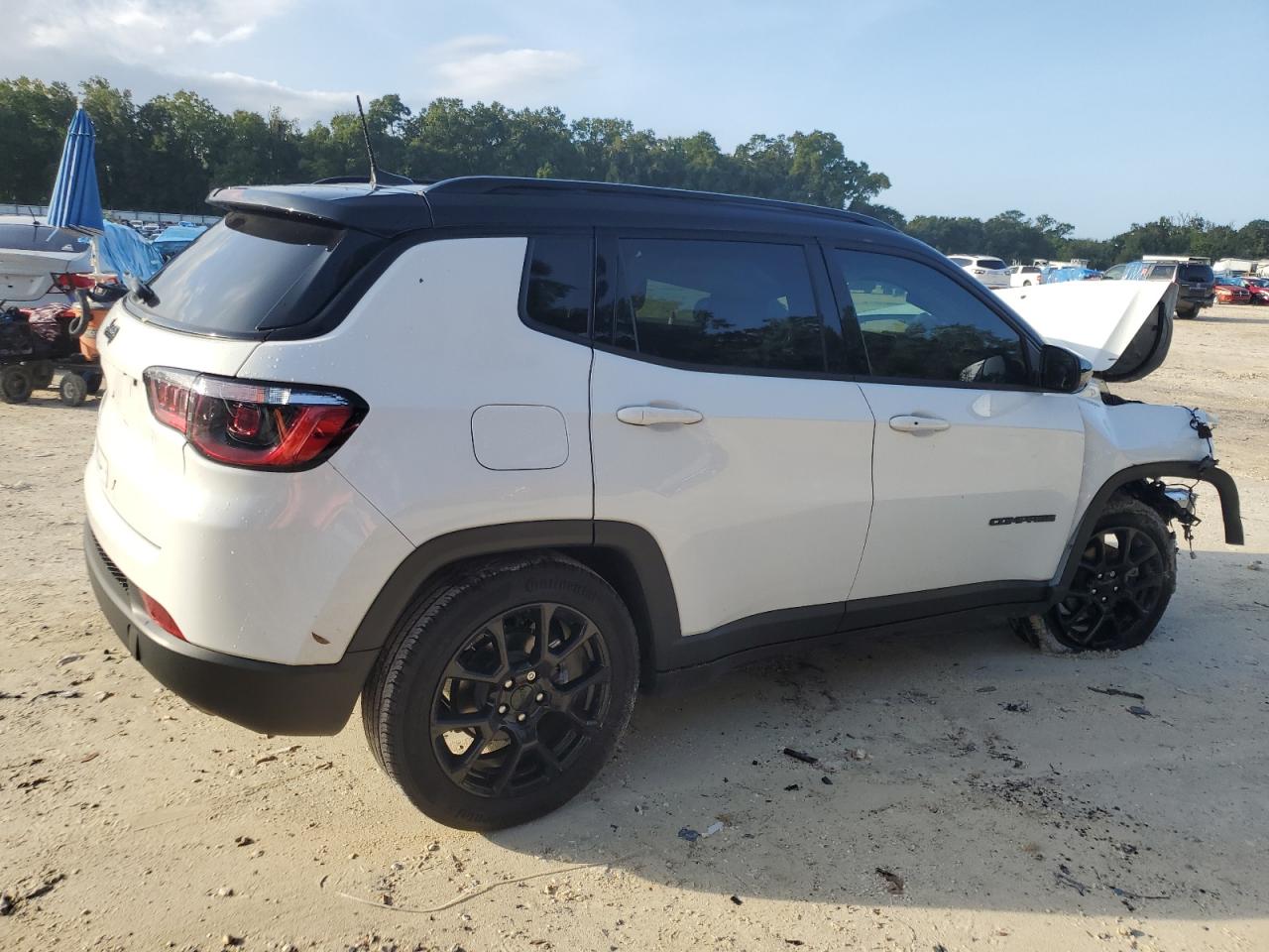 Lot #3028578913 2022 JEEP COMPASS LA