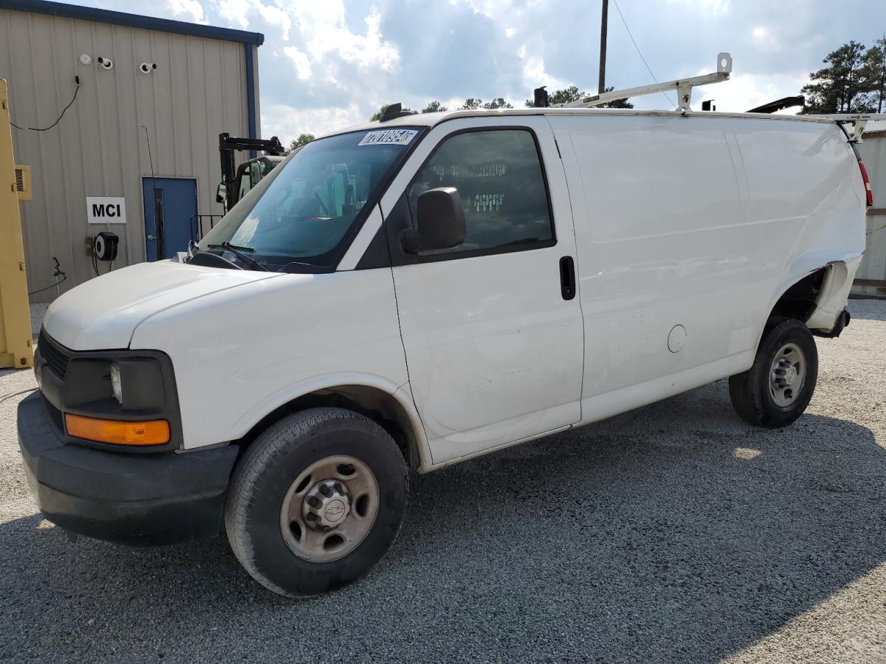 Lot #2874463874 2016 CHEVROLET EXPRESS G2