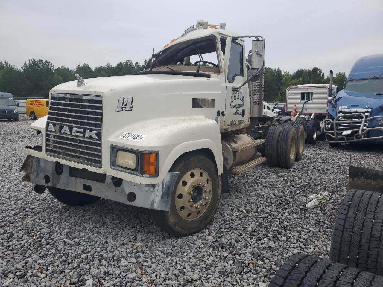 Lot #2840642141 2007 MACK 600 CHN600