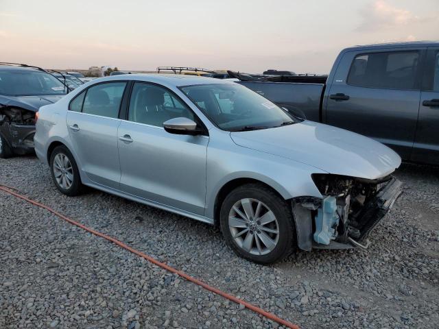 2015 VOLKSWAGEN JETTA SE - 3VWD17AJ5FM293105