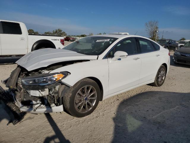 2017 FORD FUSION SE 2017