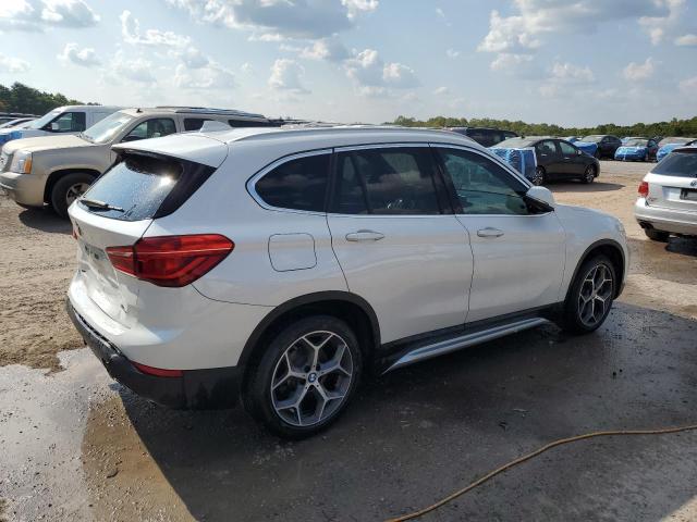 VIN WBXHT3C37J3H31029 2018 BMW X1, Xdrive28I no.3