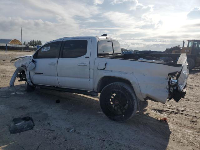 TOYOTA TACOMA DOU 2018 white  gas 3TMAZ5CN6JM067571 photo #3