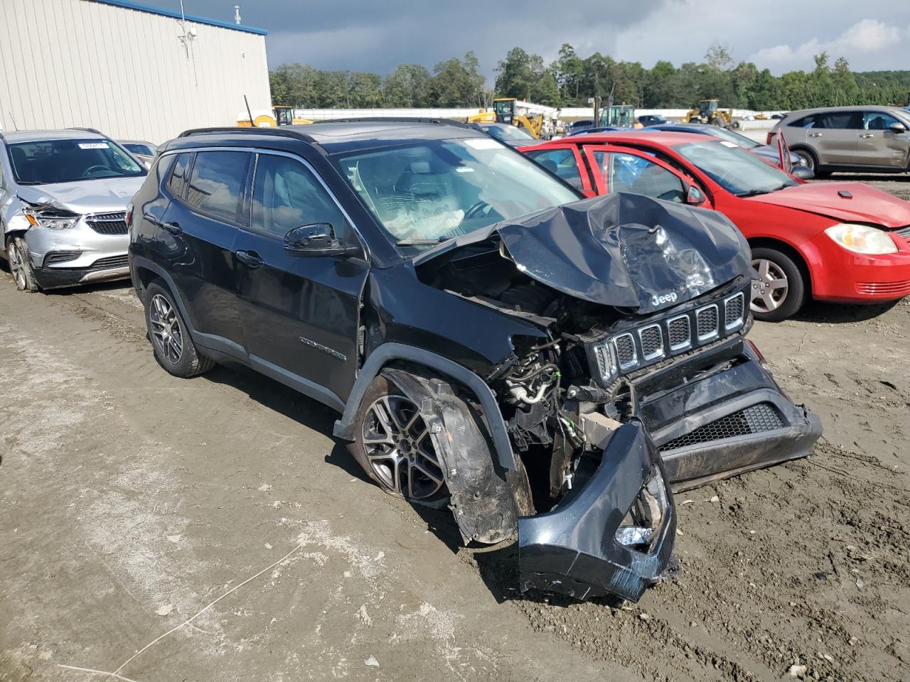 Lot #2907220614 2018 JEEP COMPASS LA