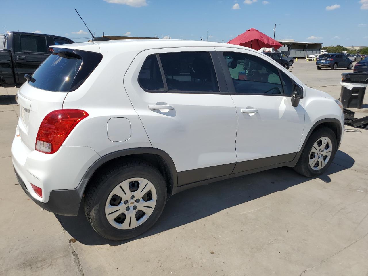 Lot #2888690491 2019 CHEVROLET TRAX LS