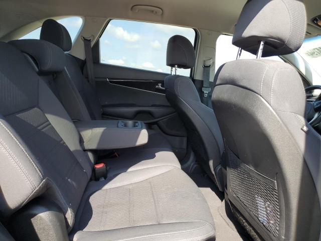 2017 KIA SORENTO LX - 5XYPG4A59HG272614