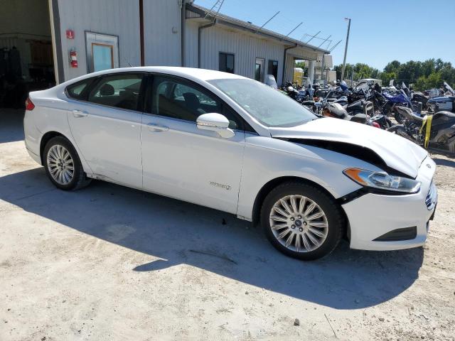 VIN 3FA6P0LU7GR314832 2016 Ford Fusion, Se Hybrid no.4