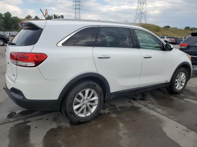 VIN 5XYPGDA33HG295434 2017 KIA Sorento, LX no.3