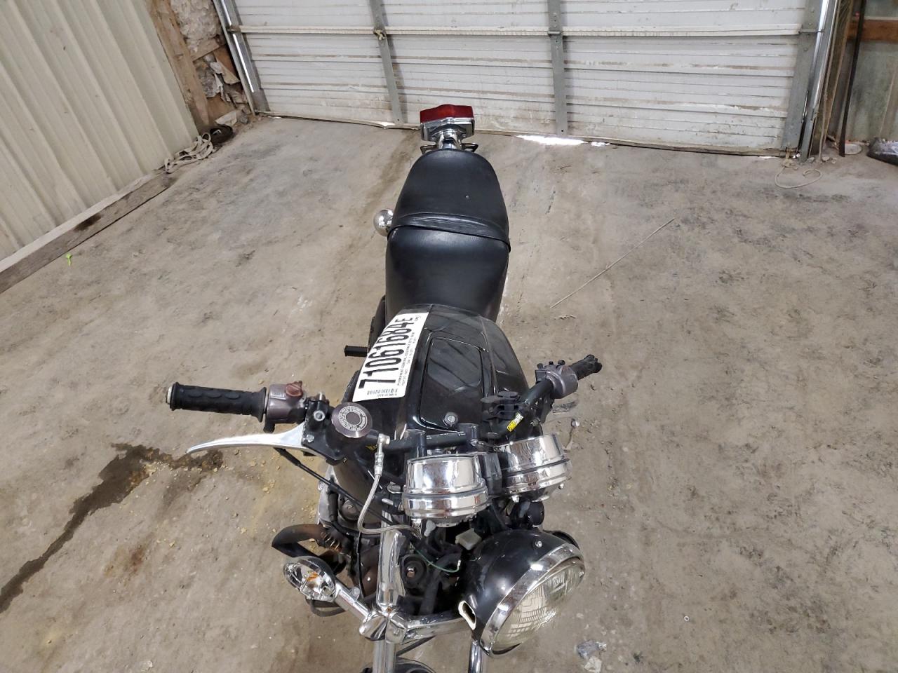 Lot #2972393424 1978 HONDA CB700