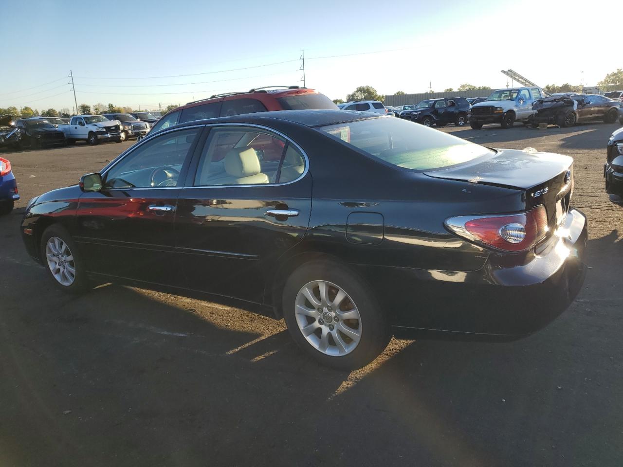 Lot #2930867103 2004 LEXUS ES 330