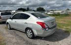 NISSAN VERSA S photo