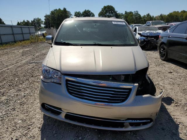 2016 CHRYSLER TOWN & COU - 2C4RC1CG7GR119452