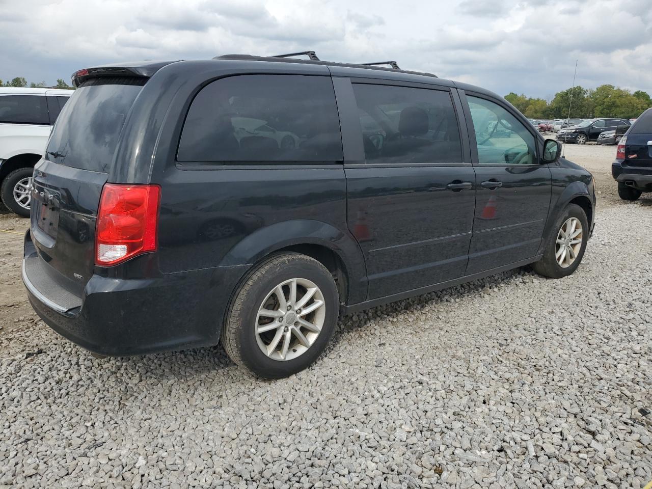 Lot #2890646853 2016 DODGE GRAND CARA