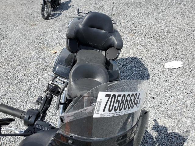 2017 HARLEY-DAVIDSON FLHTCU ULT - 1HD1FCC1XHB638229