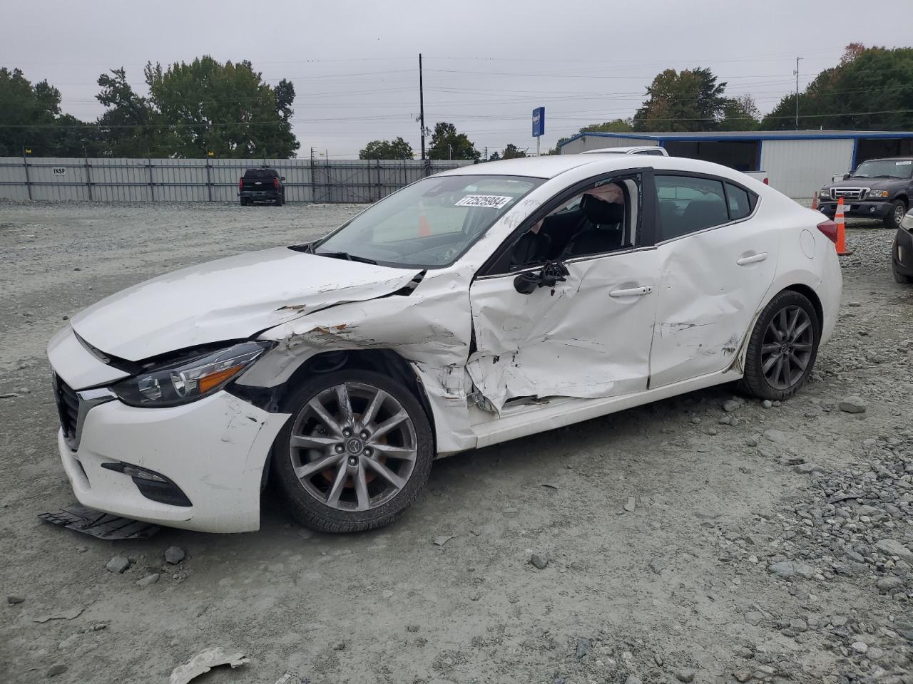 Lot #3215167603 2018 MAZDA 3 TOURING