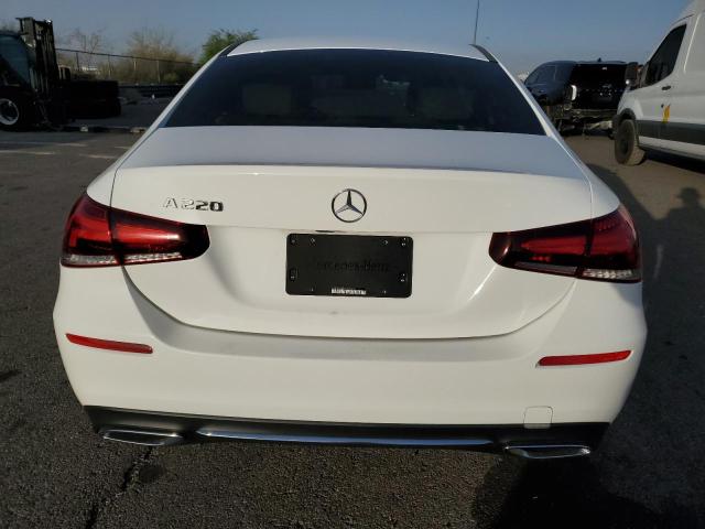 2019 MERCEDES-BENZ A 220 WDD3G4EB5KW033477