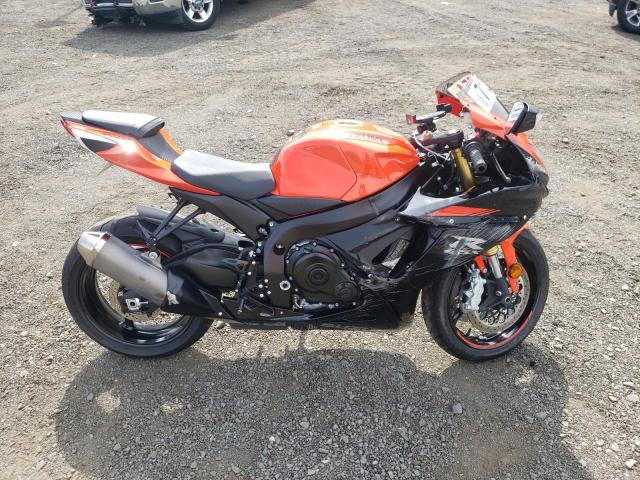 SUZUKI GSX-R750 2022 orange  gas JS1GR7MA4N7101440 photo #1