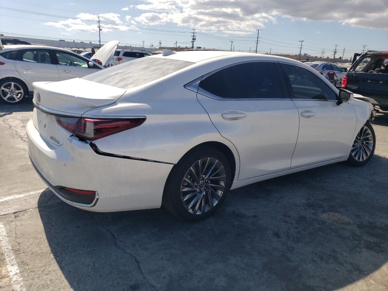 Lot #3030531466 2024 LEXUS ES 300H BA