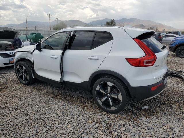 VIN YV4162XZ7K2019068 2019 Volvo XC40, T5 Momentum no.2