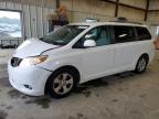 TOYOTA SIENNA LE photo