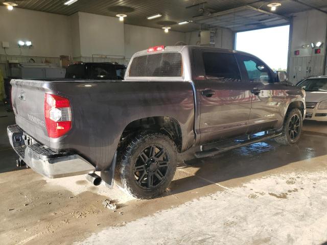 VIN 5TFDW5F12JX710023 2018 Toyota Tundra, Crewmax Sr5 no.3