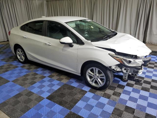 VIN 1G1BE5SMXJ7222926 2018 Chevrolet Cruze, LT no.4