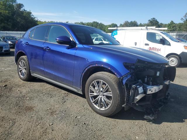 VIN ZASPAKAN0P7D57107 2023 Alfa Romeo Stelvio, Sprint no.4