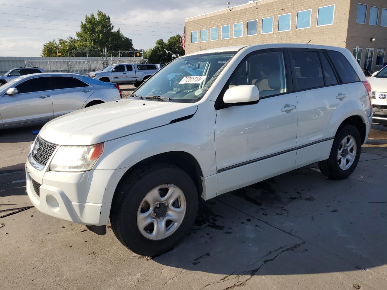 Suzuki Grand Vitara 2012 Class C Hard Top