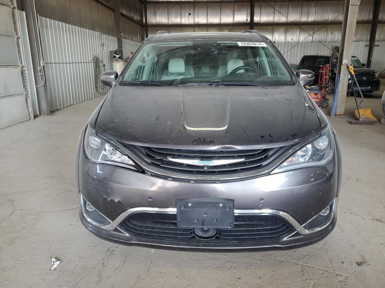 Lot #2955276600 2017 CHRYSLER PACIFICA E