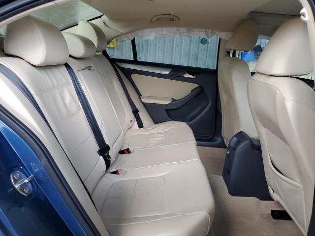 2015 VOLKSWAGEN JETTA SE - 3VWD17AJ5FM303955