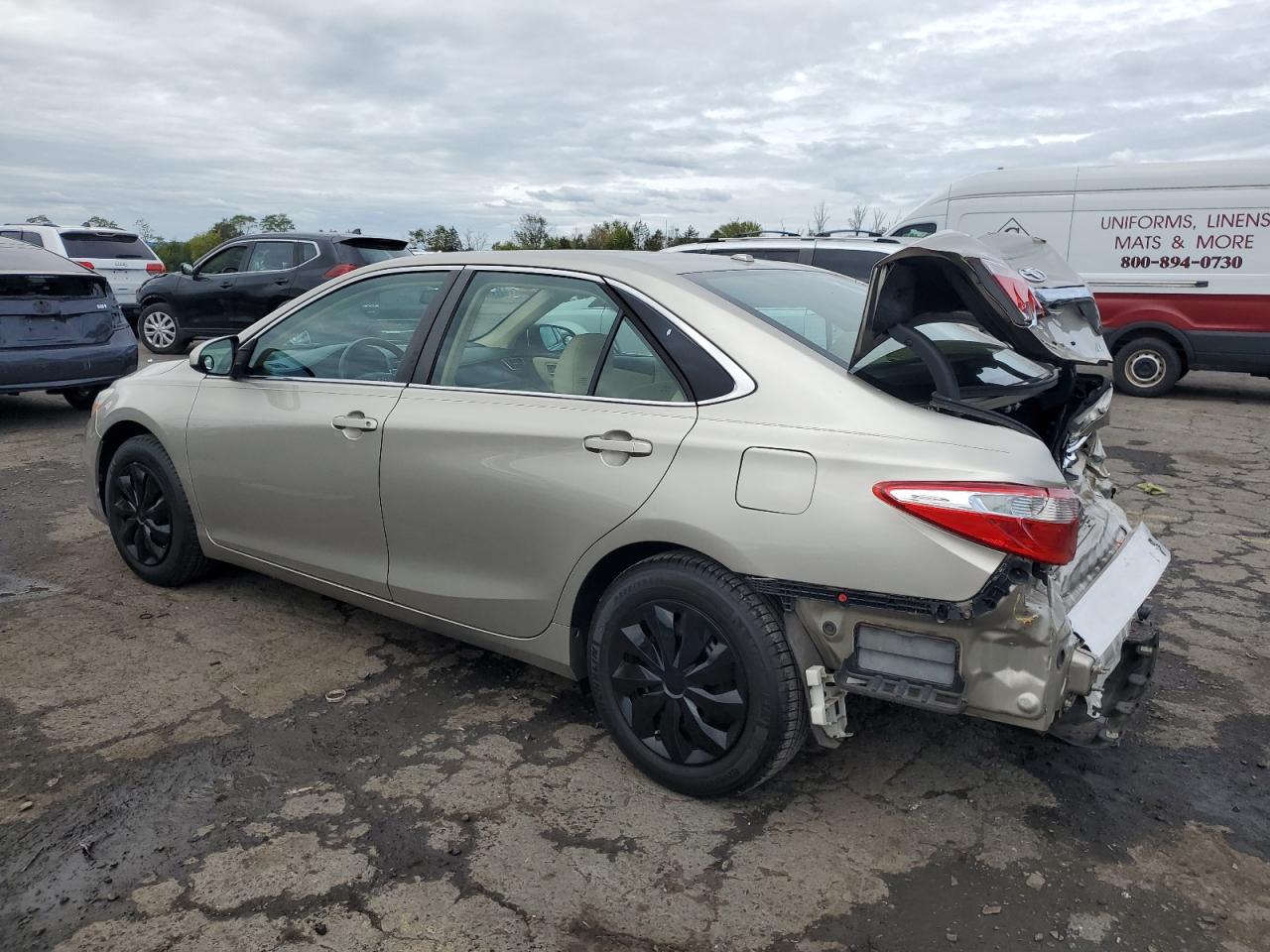 Lot #2994093280 2015 TOYOTA CAMRY LE